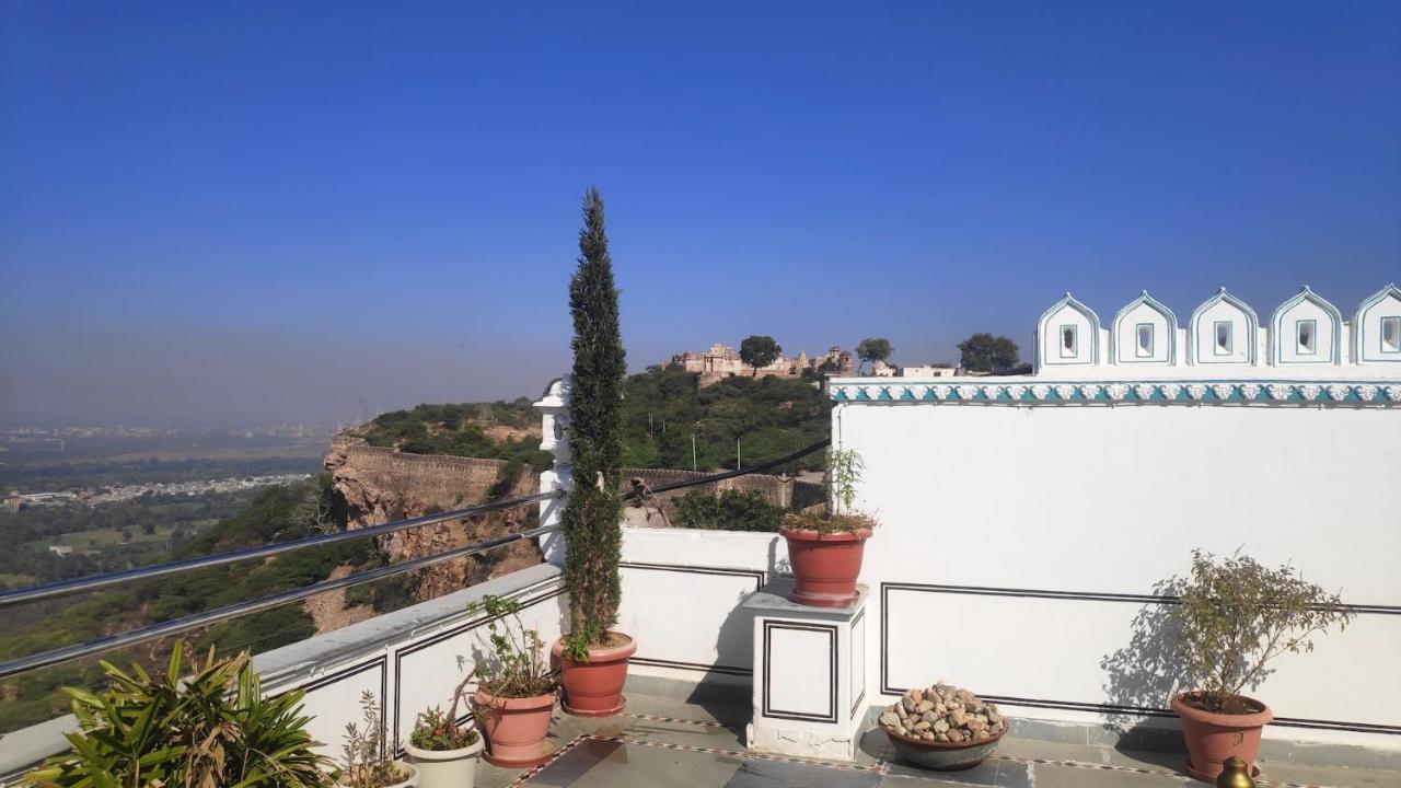 Chittorgarh Fort Haveli Bed & Breakfast Exterior foto